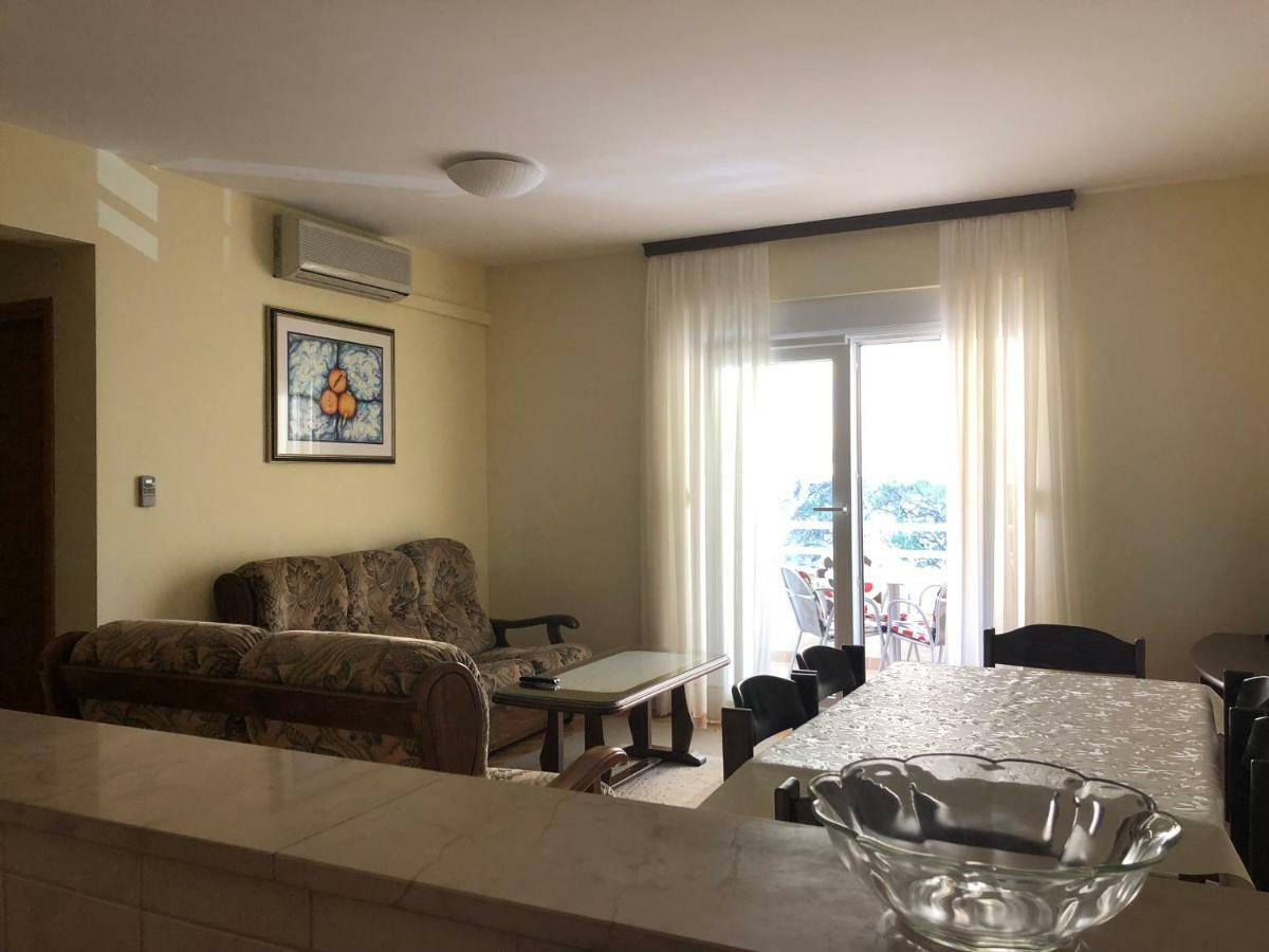 Apartment Sanja Baška Voda Exterior foto